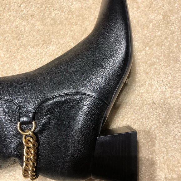 🔥🔥🔥 💯Authentic Burberry Leather Boots 👢